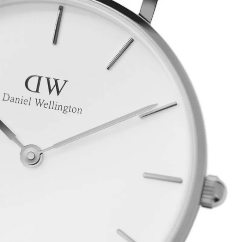 DW Petite Sterling 28mm