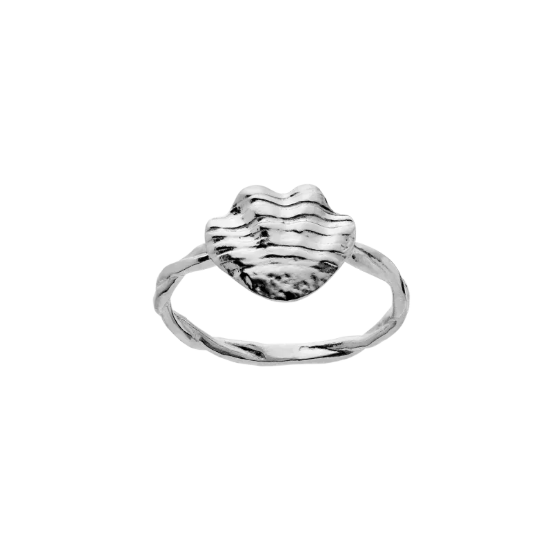 Maanesten Dwyn Ring 