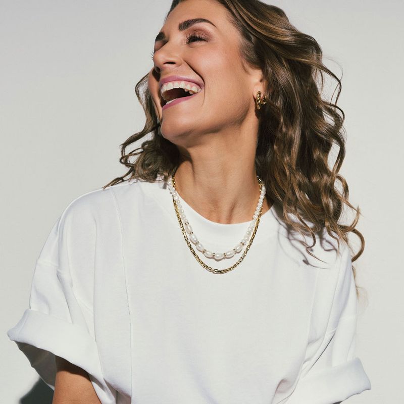 Tone Damli Golden Hour  kjede